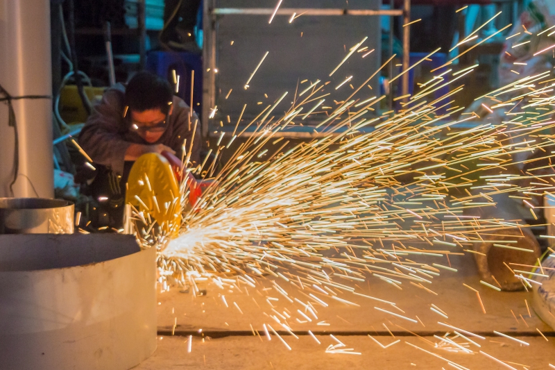 coiffure-ST SAUVEUR SUR TINEE-min_work-man-workshop-steel-equipment-metal-496138-pxhere.com